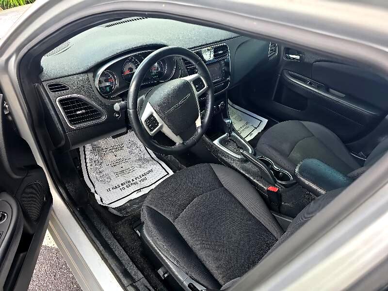 Image 5 of 2012 Chrysler 200 Touring