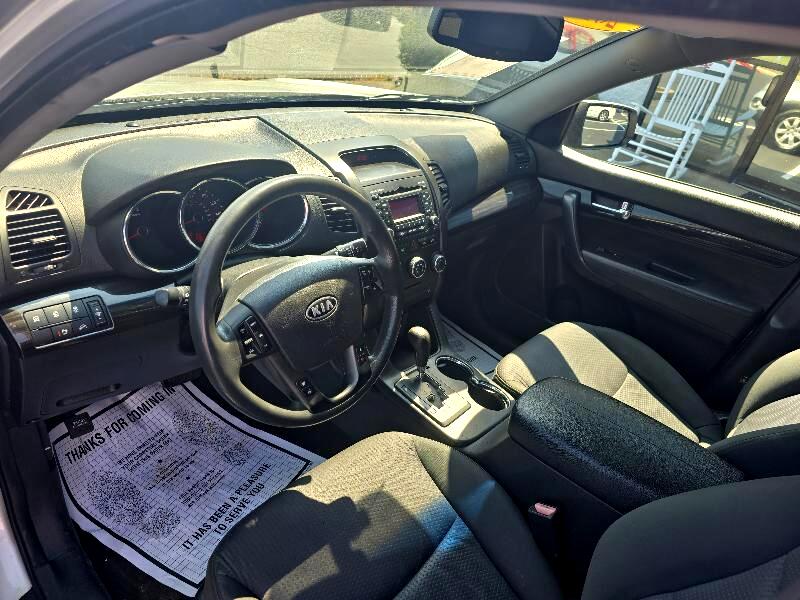 Image of 2012 Kia Sorento LX 2WD