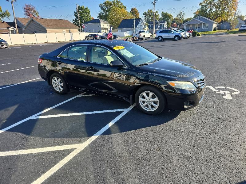 Toyota Camry Base 6-Spd AT 2011 Toyota Camry Base 6-Spd AT 2011