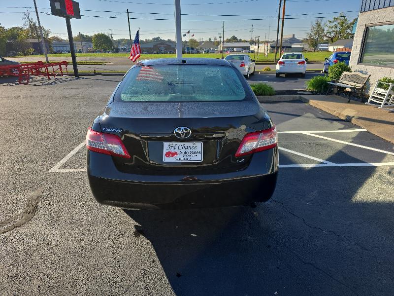 Toyota Camry Base 6-Spd AT 2011 Toyota Camry Base 6-Spd AT 2011