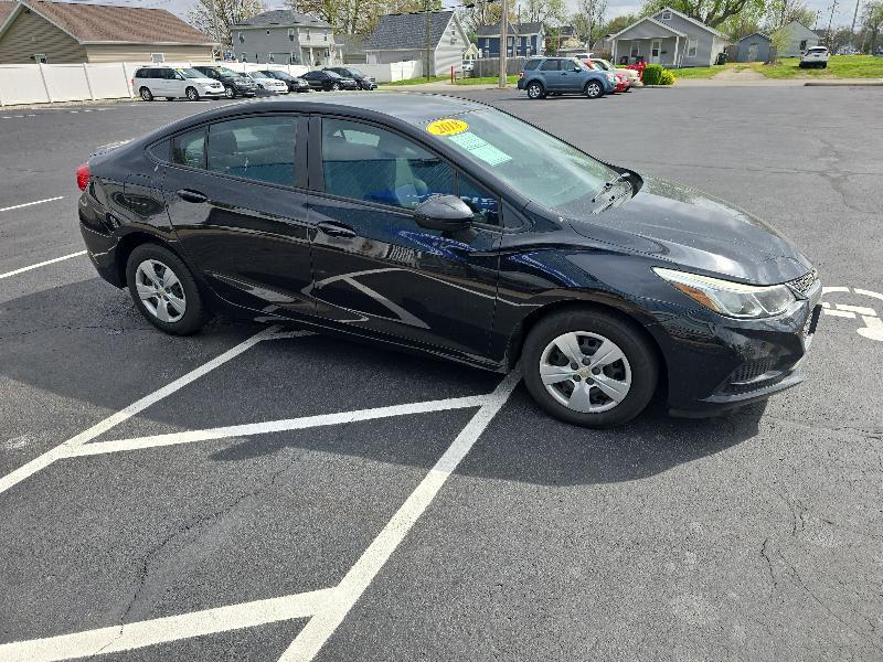 Chevrolet Cruze LS Auto 2018
