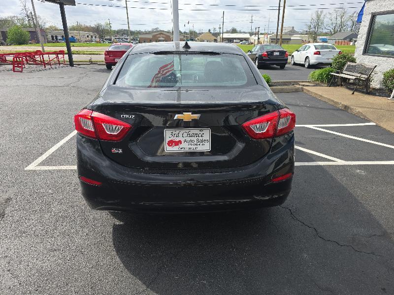 Chevrolet Cruze LS Auto 2018