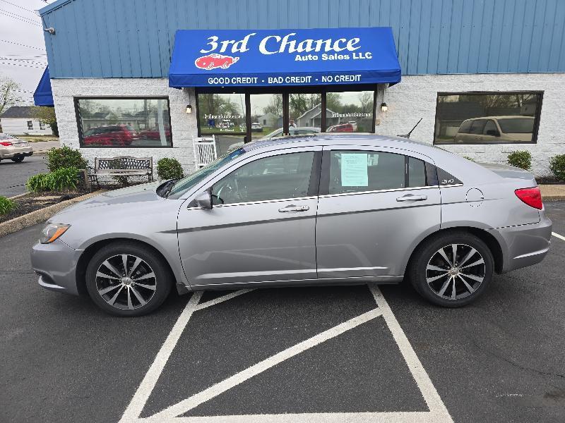 2013 Chrysler 200 Touring