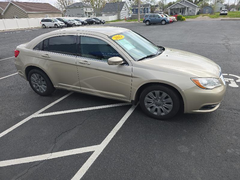 Chrysler 200 LX 2014