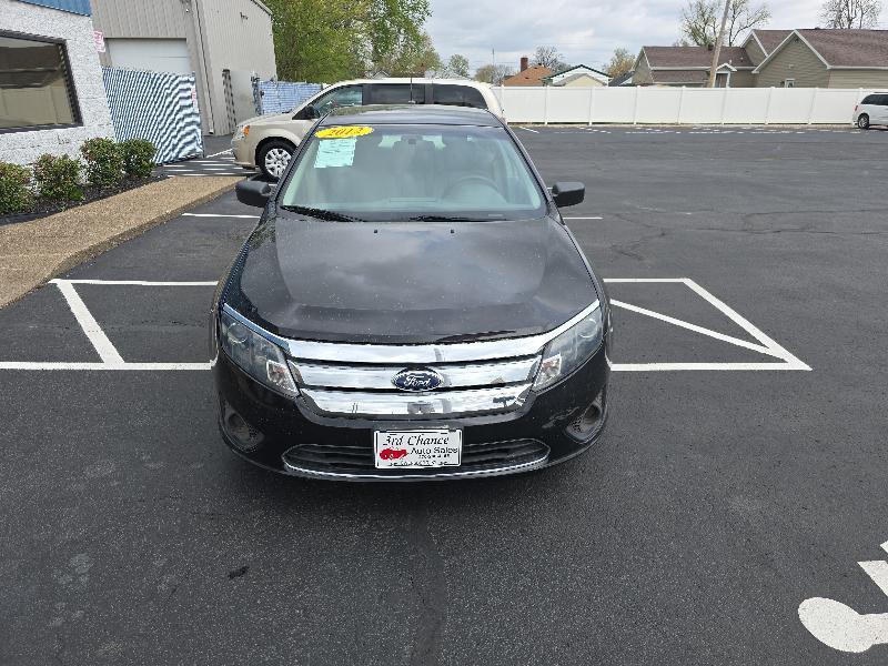Ford Fusion S 2012