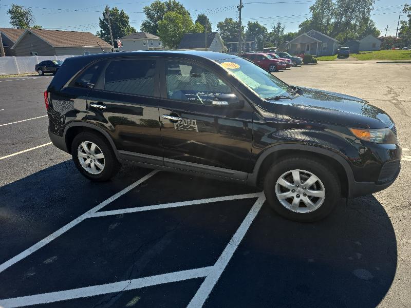 Kia Sorento LX 2WD 2011