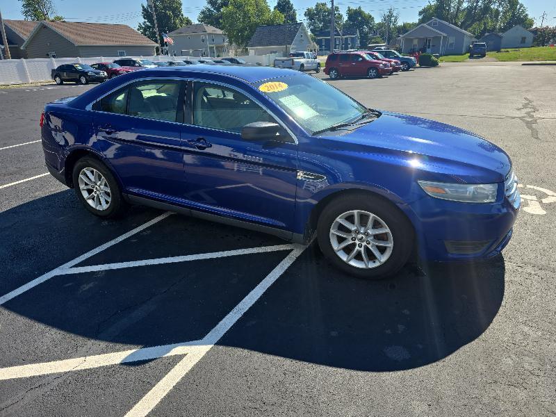 Ford Taurus SE FWD 2014