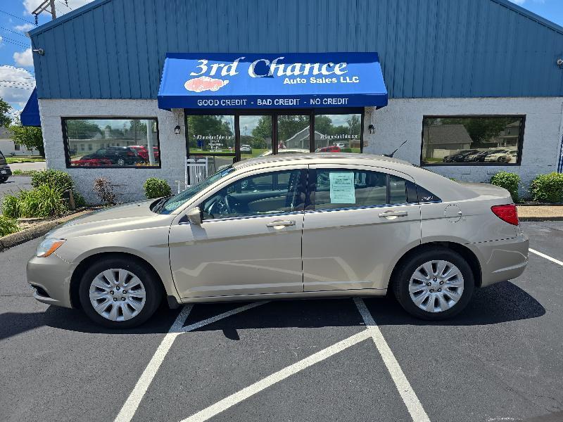 Chrysler 200 LX 2013