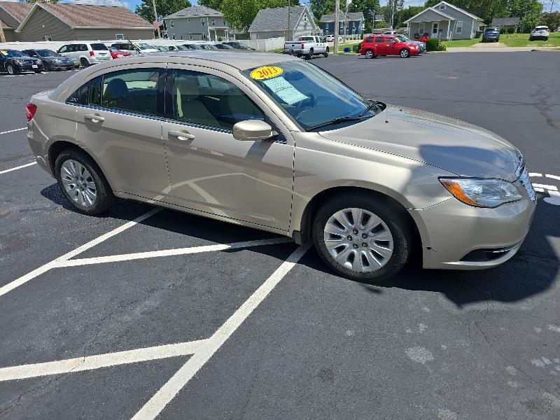 Chrysler 200 LX 2013
