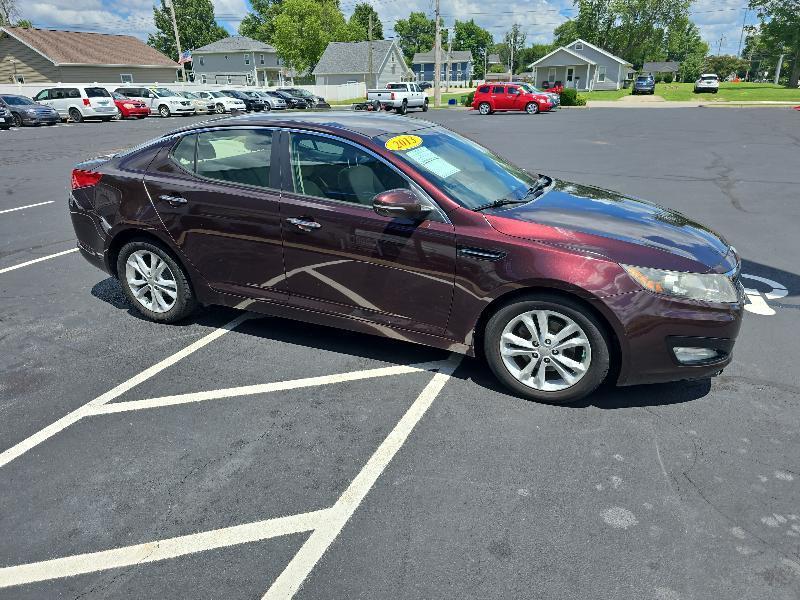 Kia Optima LX MT 2013