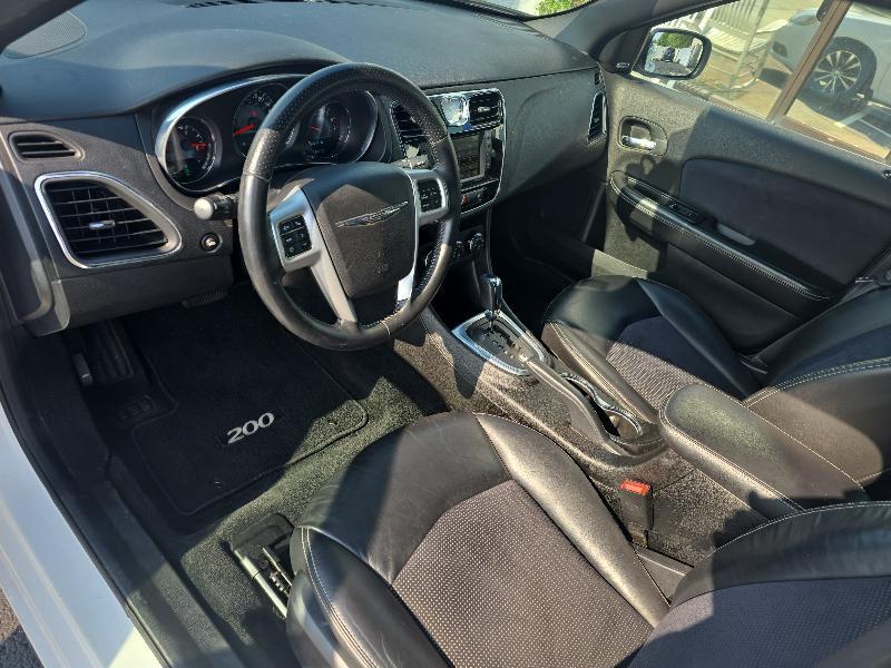 Chrysler 200 Limited 2014