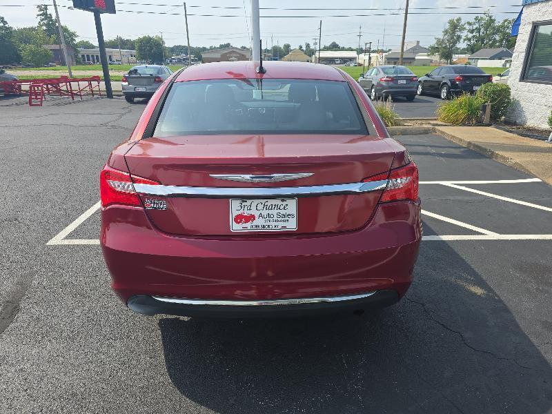 Chrysler 200 Touring 2013