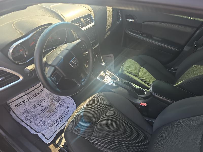 Dodge Avenger Base 2012