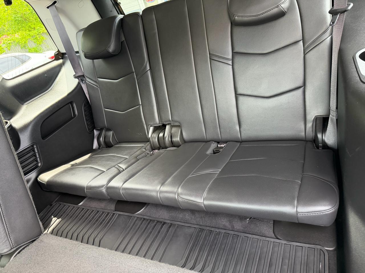 Cadillac Escalade 4WD 4dr Luxury 2017