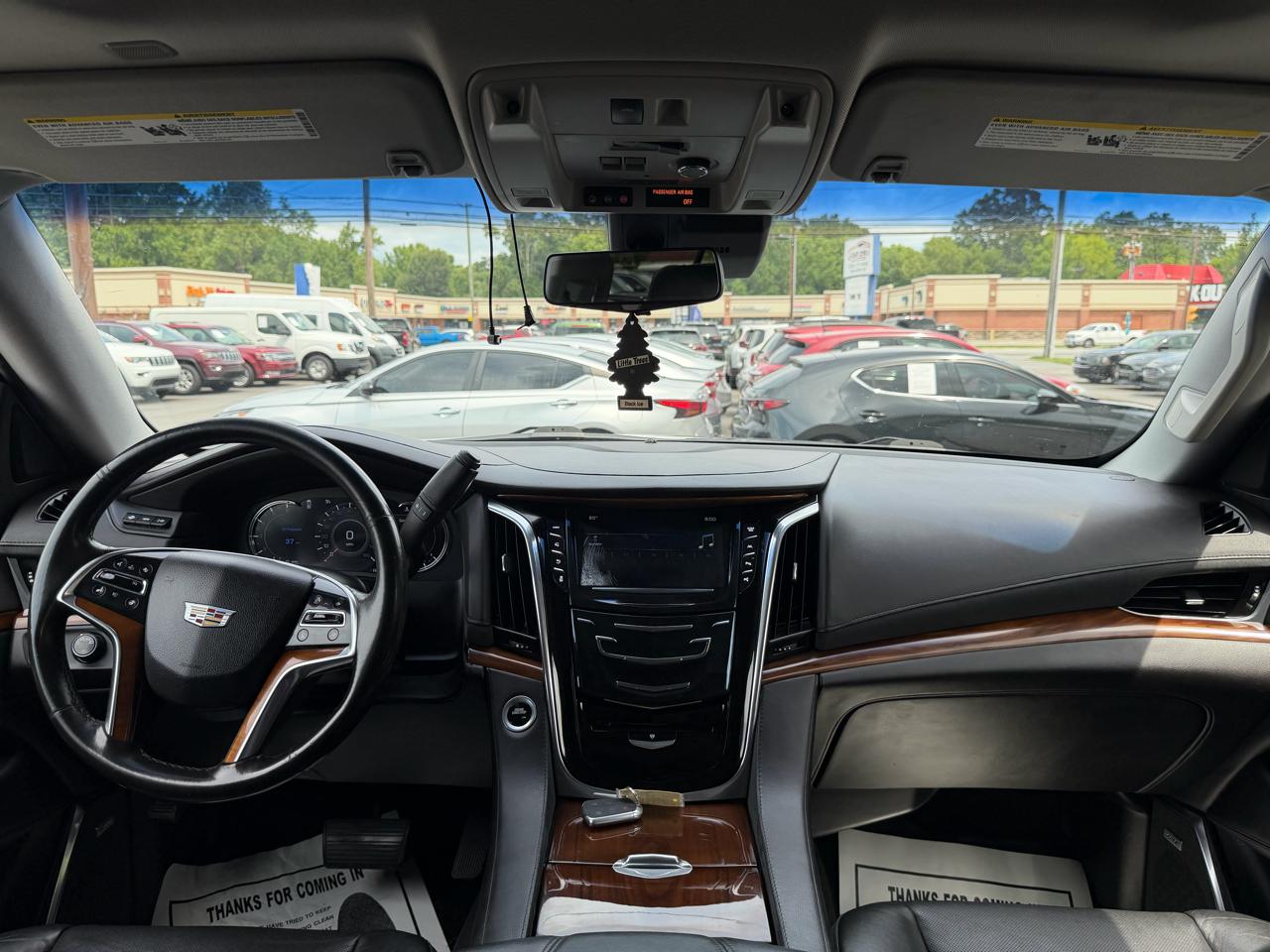 Cadillac Escalade 4WD 4dr Luxury 2017