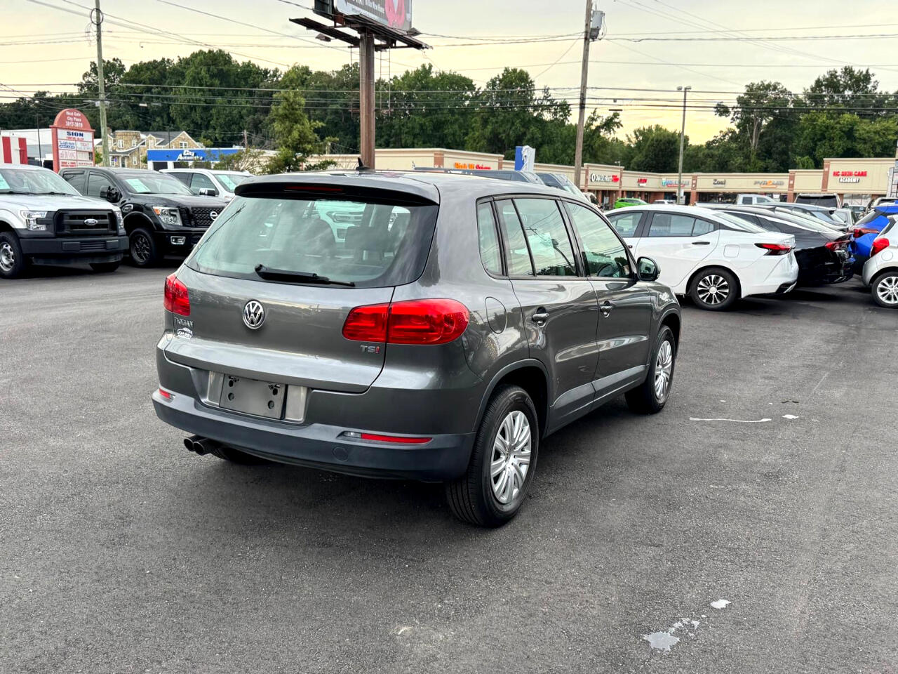 Volkswagen Tiguan Limited  2018 Volkswagen Tiguan Limited  2018