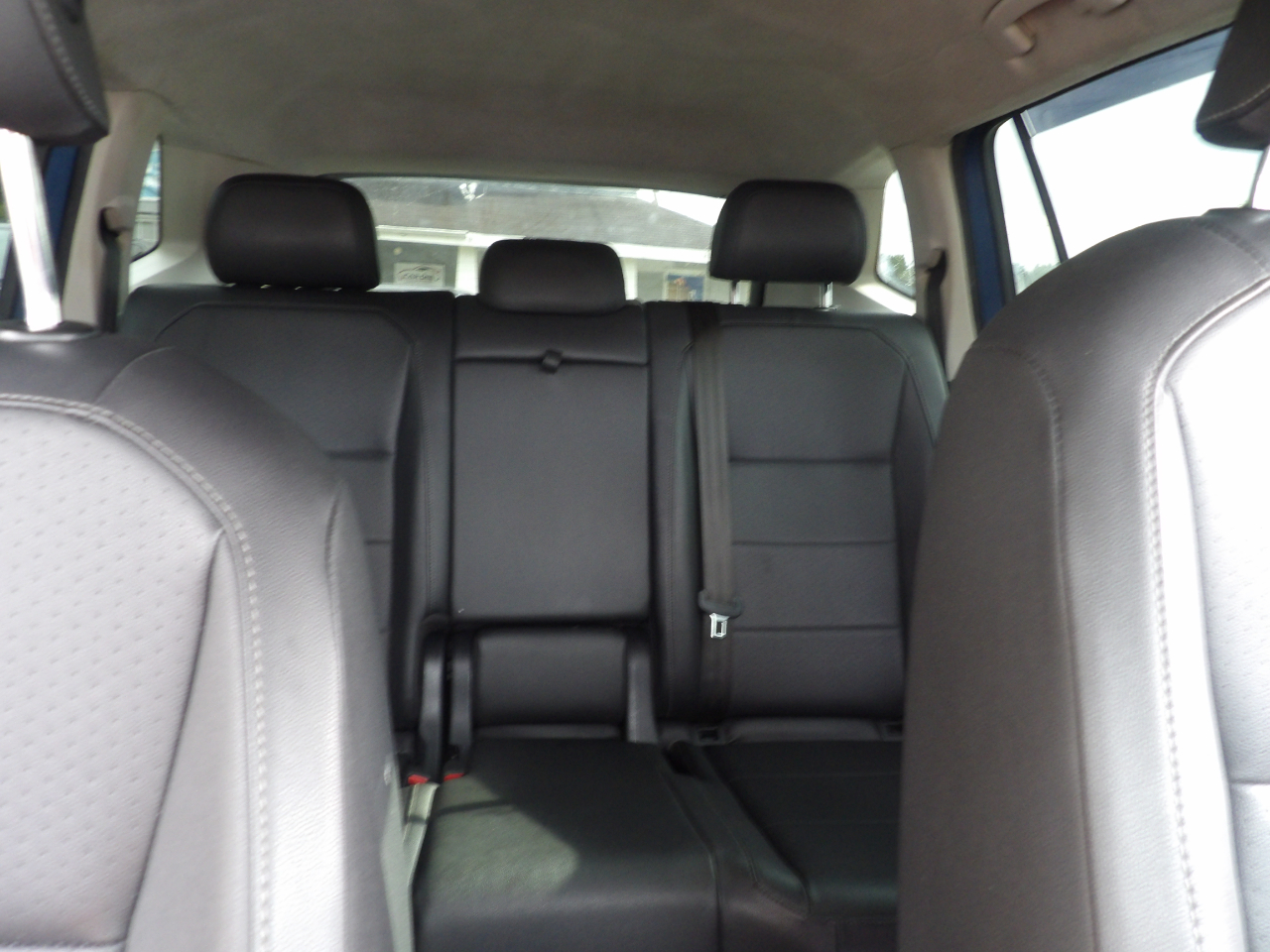 Volkswagen Tiguan 2.0T SE R-Line Black 4MOTION 2020 Volkswagen Tiguan 2.0T SE R-Line Black 4MOTION 2020