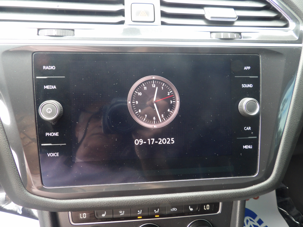 Volkswagen Tiguan 2.0T SE R-Line Black 4MOTION 2020 Volkswagen Tiguan 2.0T SE R-Line Black 4MOTION 2020