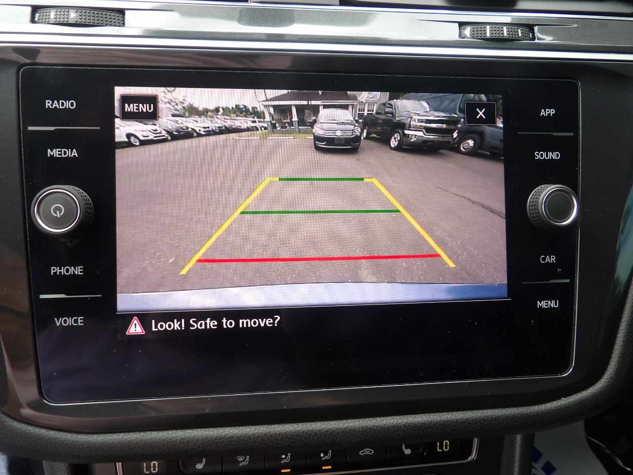 Volkswagen Tiguan 2.0T SE R-Line Black 4MOTION 2020 Volkswagen Tiguan 2.0T SE R-Line Black 4MOTION 2020