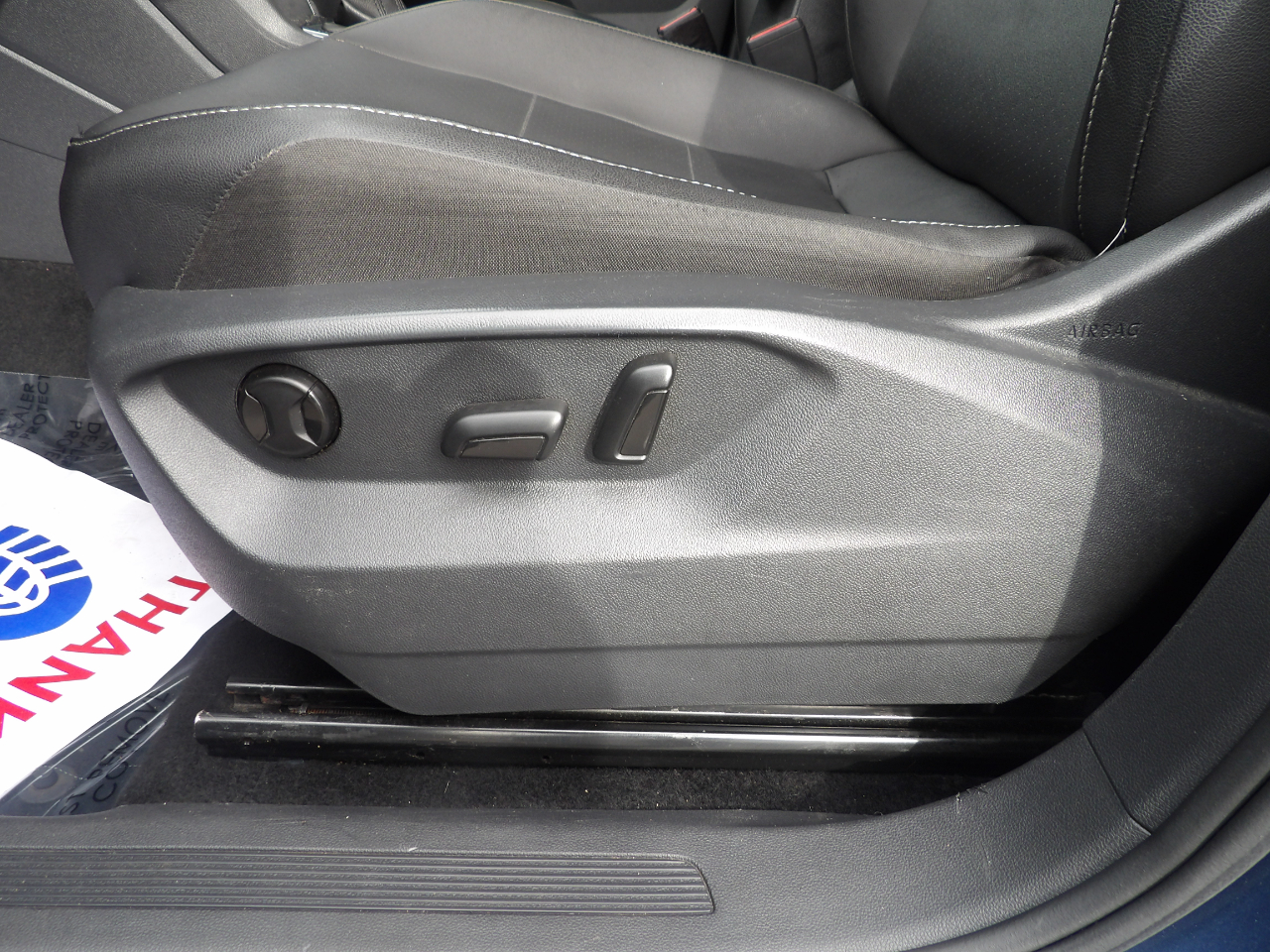 Volkswagen Tiguan 2.0T SE R-Line Black 4MOTION 2020 Volkswagen Tiguan 2.0T SE R-Line Black 4MOTION 2020