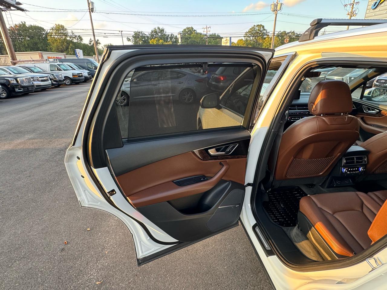 Audi Q7 3.0 TFSI Premium Plus 2017 Audi Q7 3.0 TFSI Premium Plus 2017