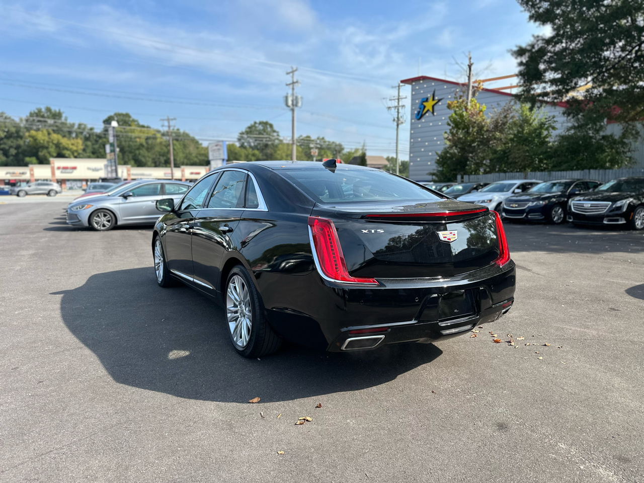 Cadillac XTS 4dr Sdn Luxury FWD 2019 Cadillac XTS 4dr Sdn Luxury FWD 2019