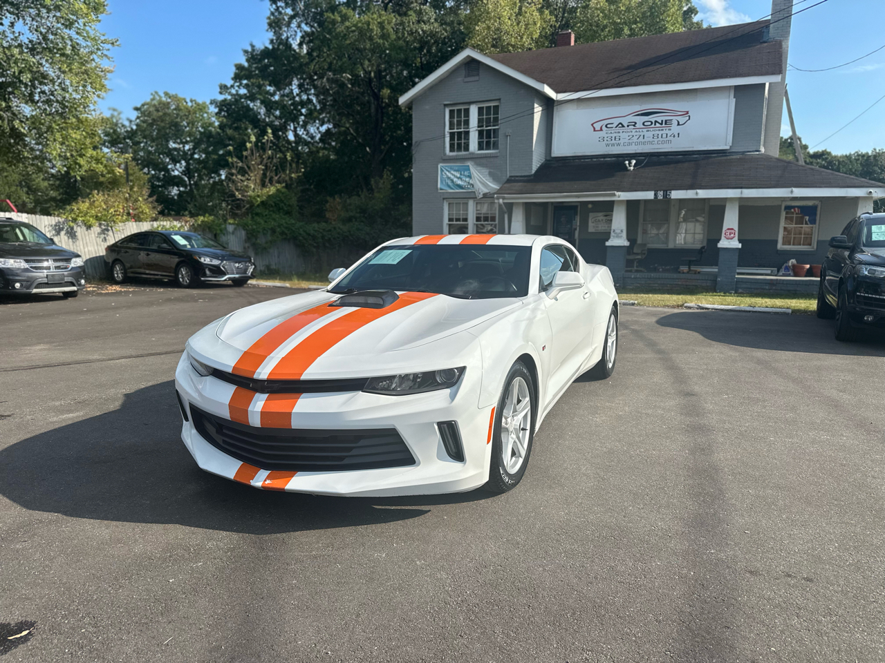 2017 Chevrolet Camaro 2dr Cpe 1LT