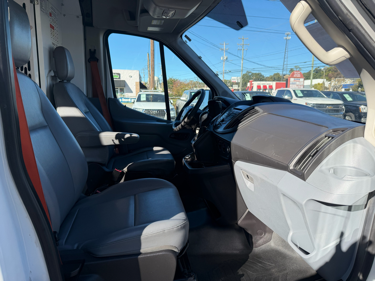 Ford Transit Van T-150 148" Med Rf 8600 GVWR Sliding RH Dr 2019 Ford Transit Van T-150 148" Med Rf 8600 GVWR Sliding RH Dr 2019