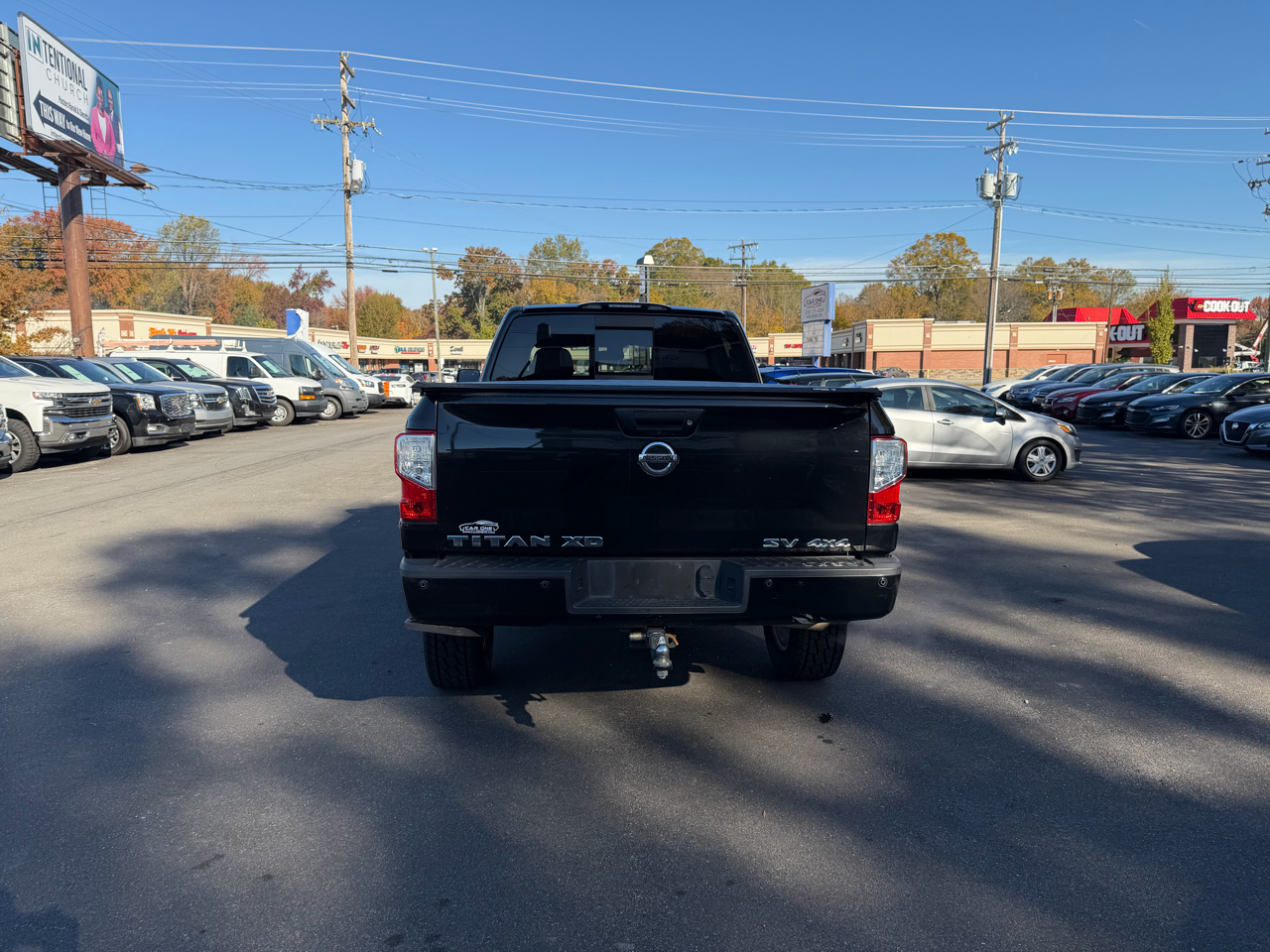 Nissan Titan XD 4x4 Gas Crew Cab SV 2019