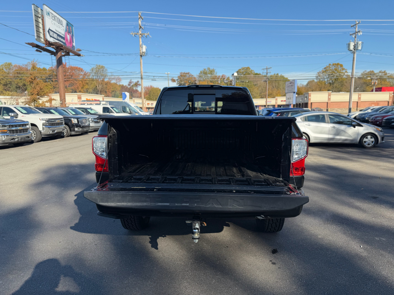 Nissan Titan XD 4x4 Gas Crew Cab SV 2019