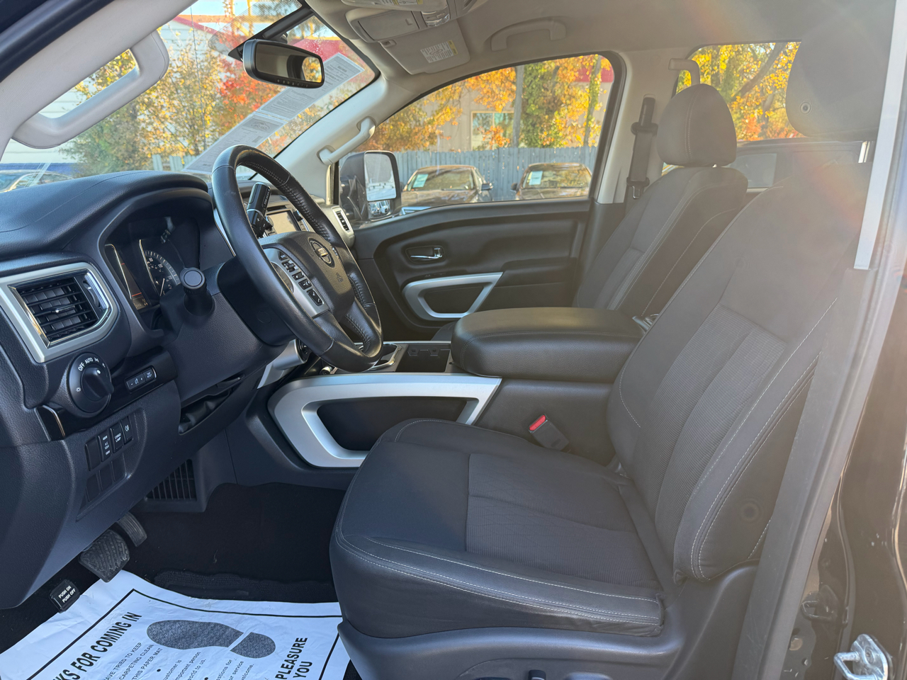 Nissan Titan XD 4x4 Gas Crew Cab SV 2019