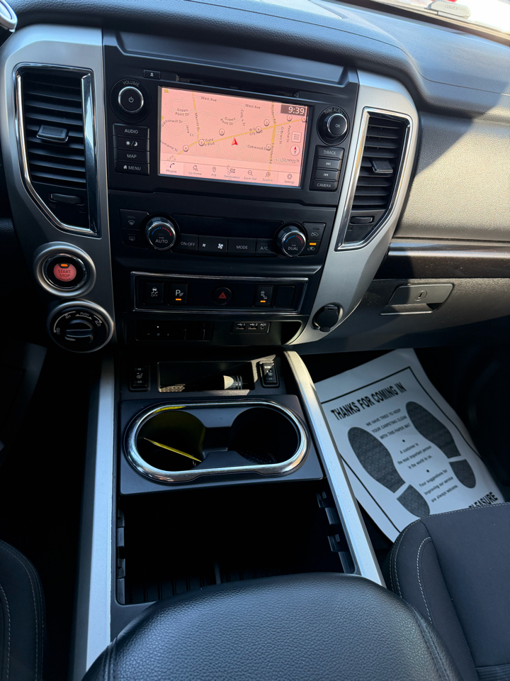 Nissan Titan XD 4x4 Gas Crew Cab SV 2019