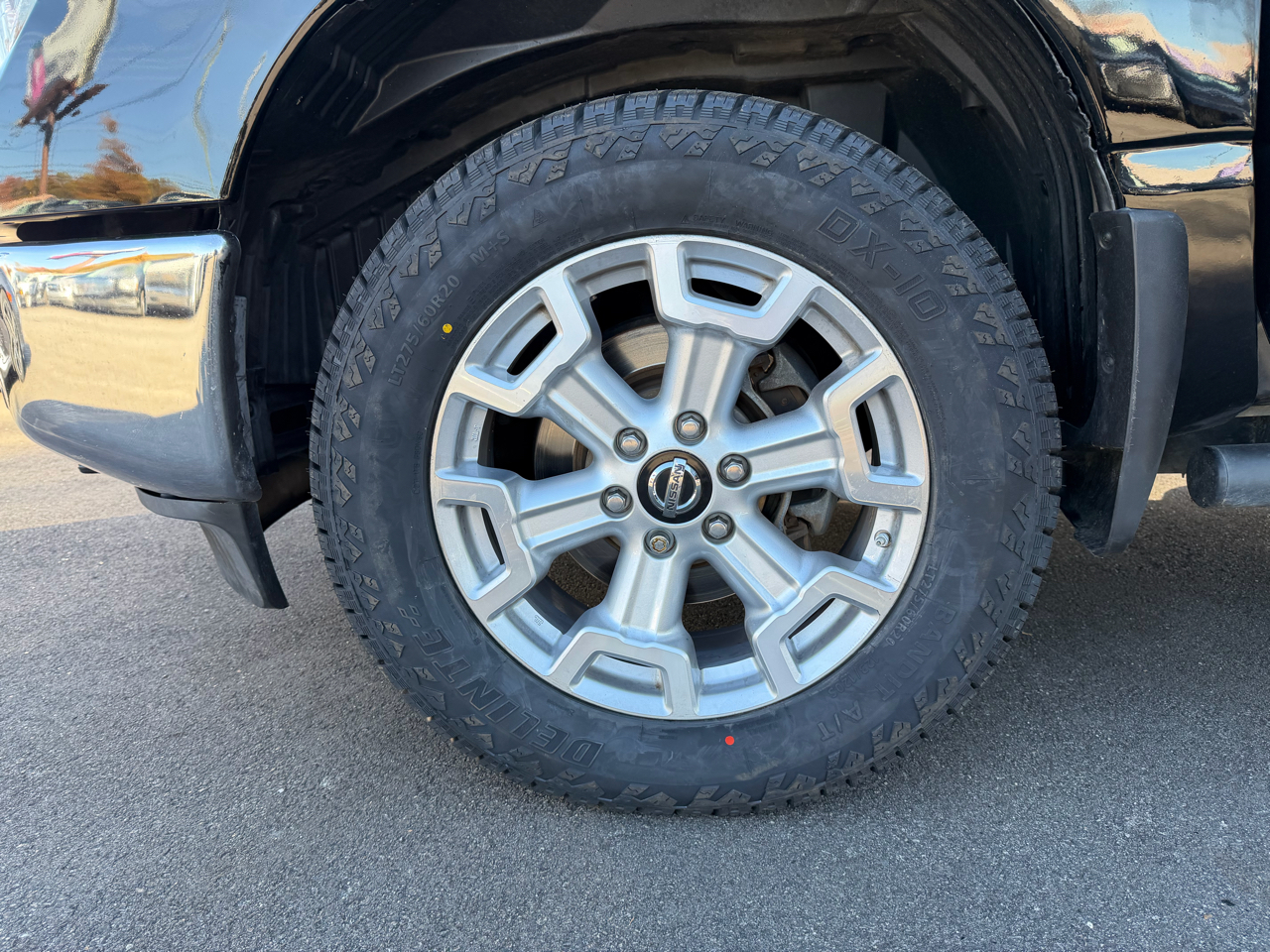 Nissan Titan XD 4x4 Gas Crew Cab SV 2019