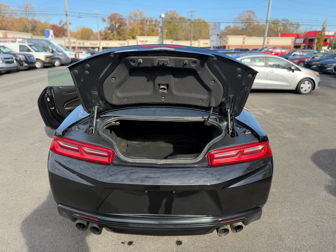 Chevrolet Camaro 2dr Cpe 1LT 2017