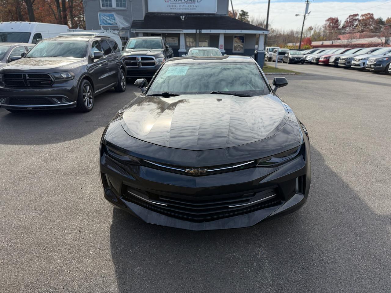 2017 Chevrolet Camaro 2dr Cpe 1LT