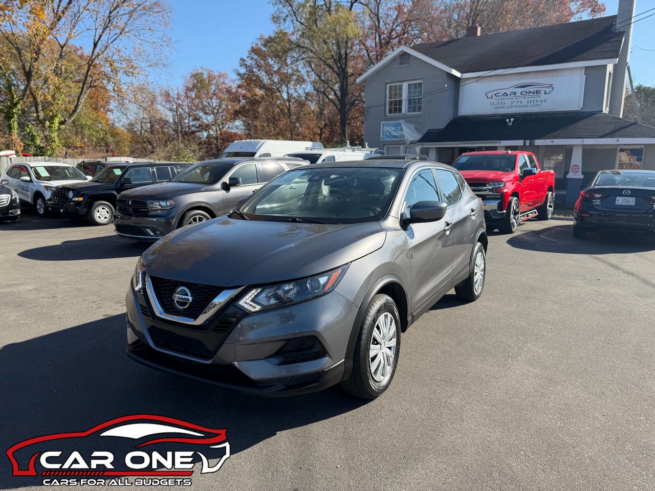 2020 Nissan Rogue Sport S's photo