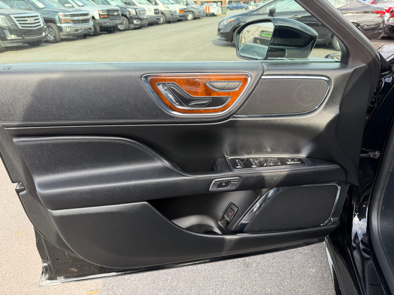 Lincoln Continental Select AWD 2018