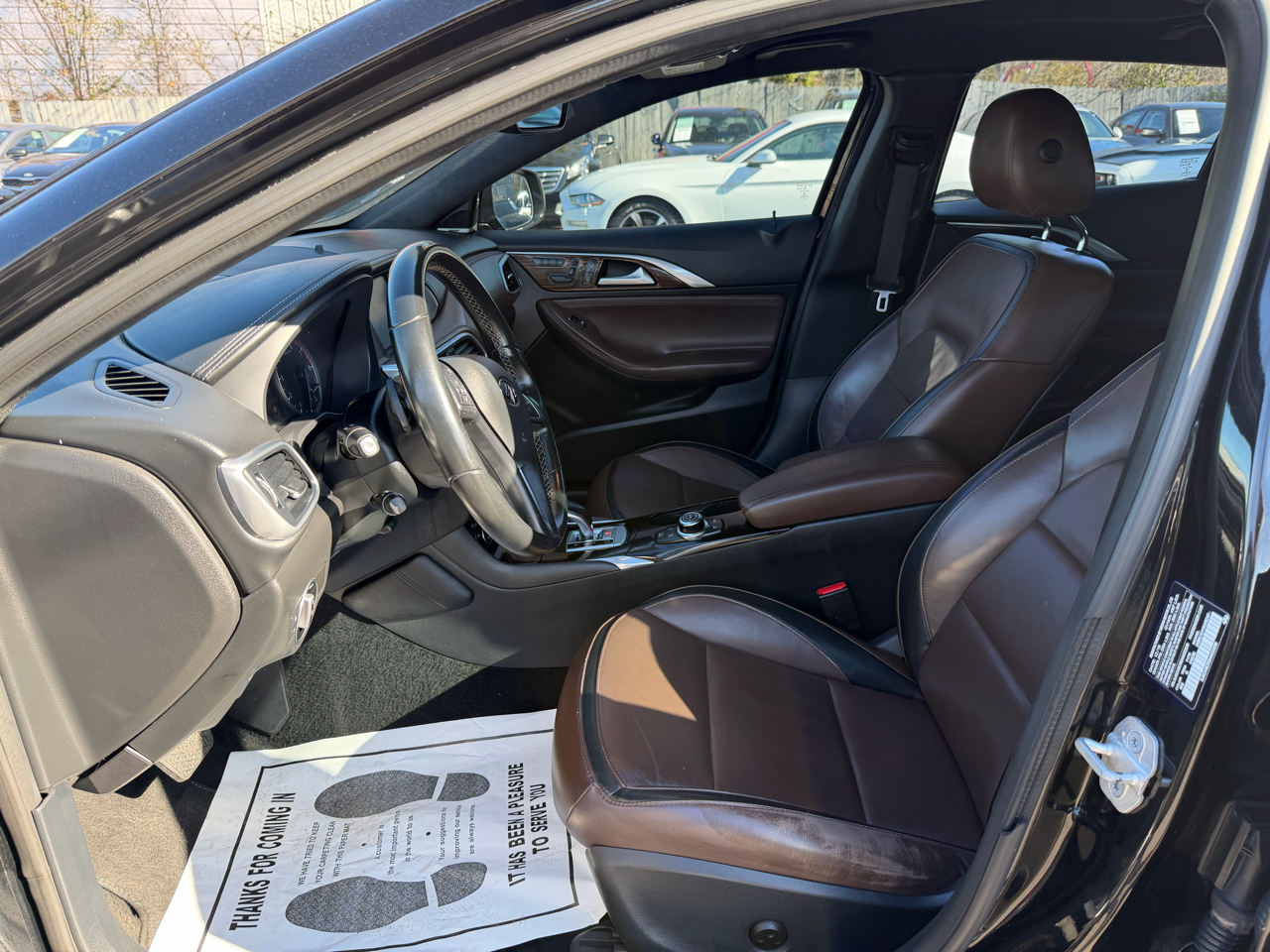 Infiniti QX30 Premium AWD 2017