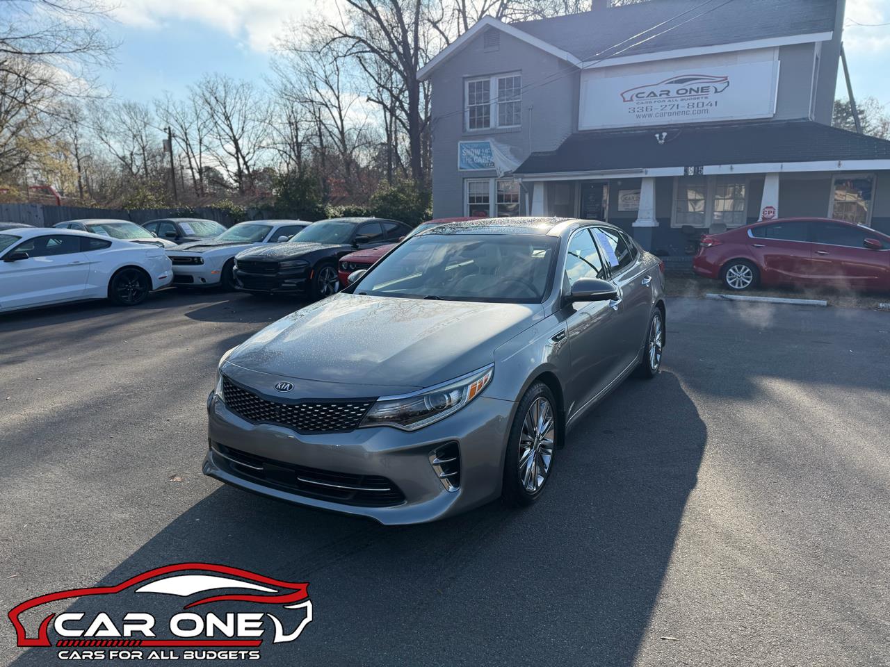 2016 Kia Optima SXL's photo