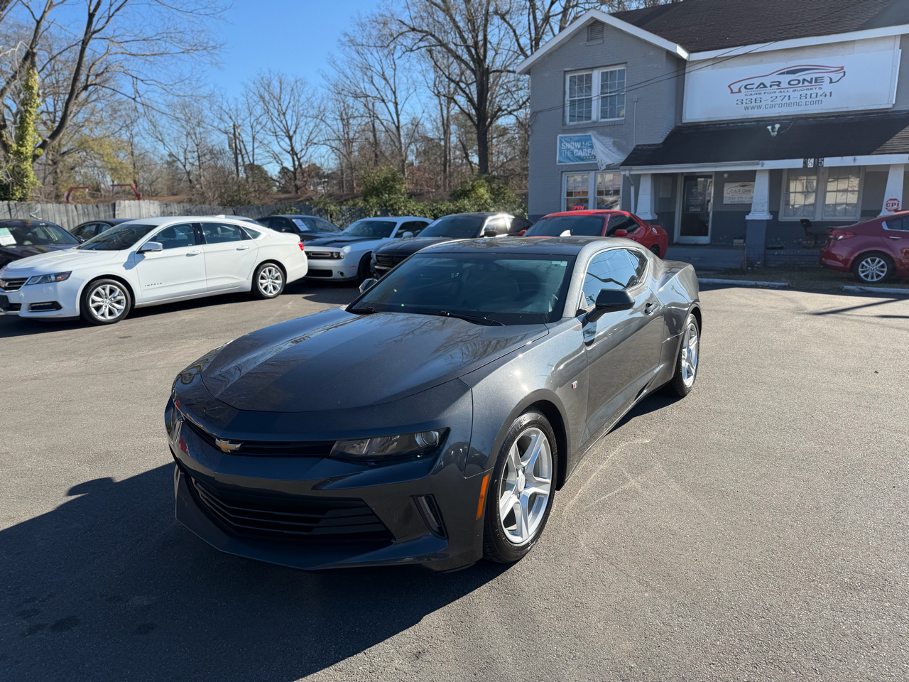 2018 Chevrolet Camaro 2dr Cpe 1LT