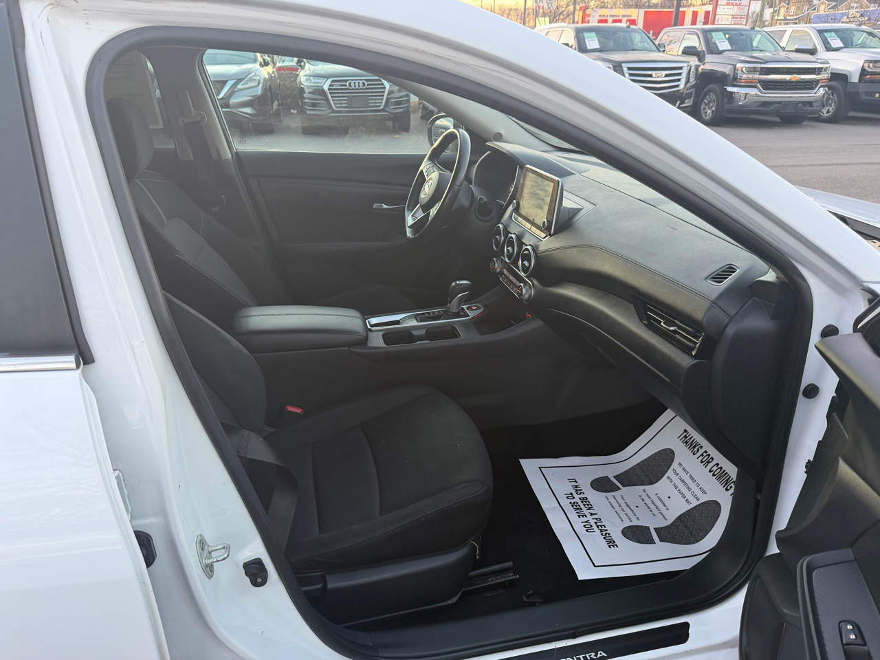 Nissan Sentra SV CVT 2020