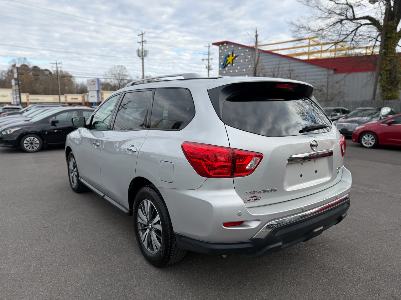 Nissan Pathfinder 4x4 SV 2020