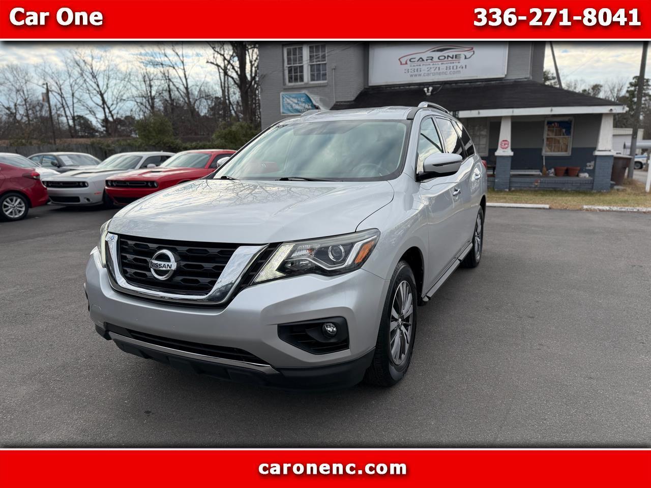 2020 Nissan Pathfinder 4x4 SV