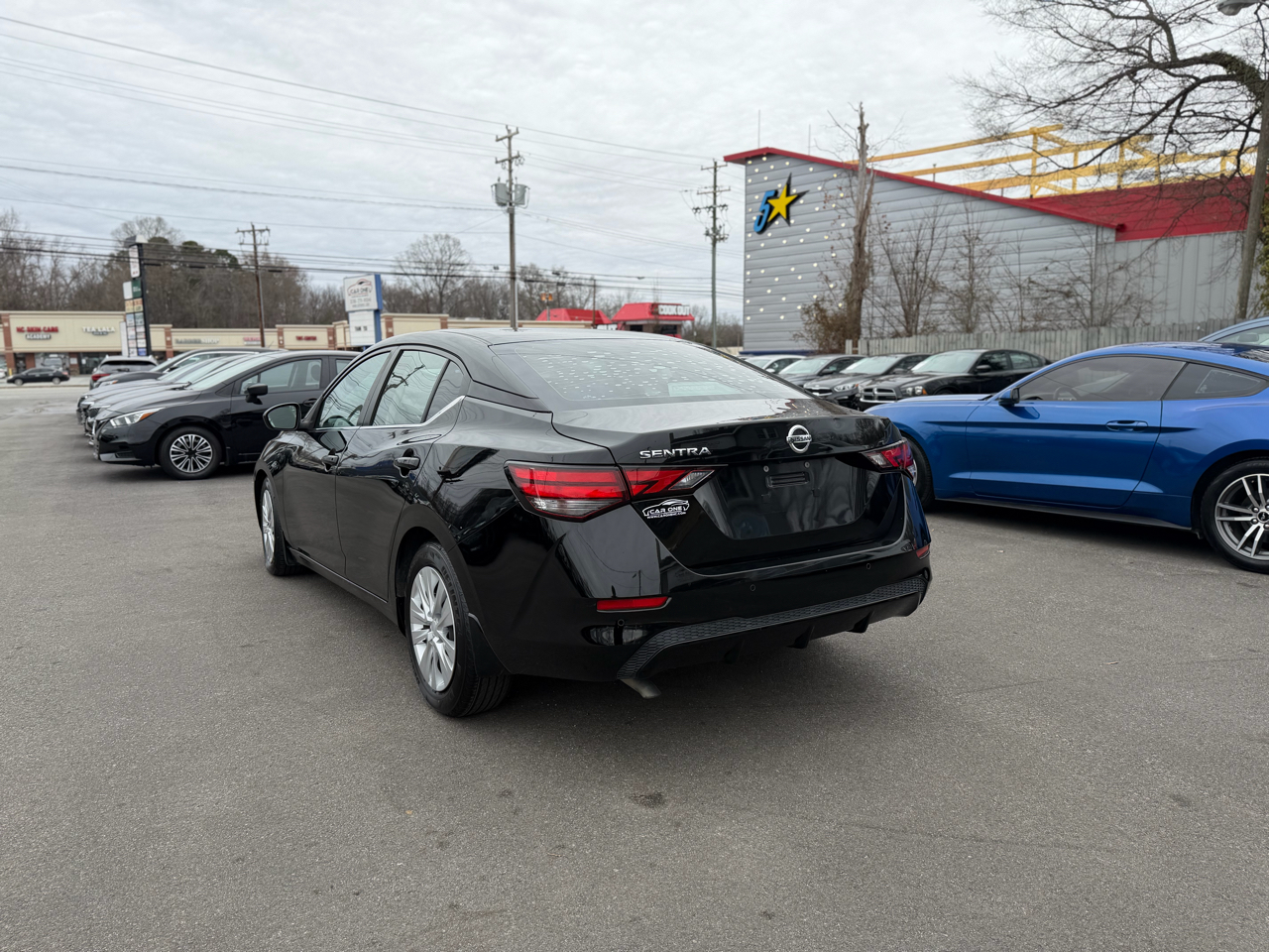 Nissan Sentra S CVT 2020