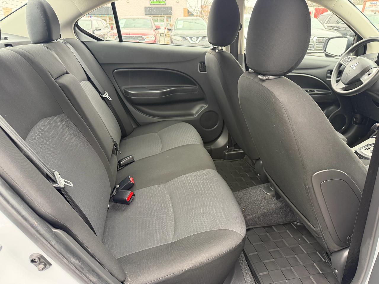 Mitsubishi Mirage G4 Black Edition CVT 2023