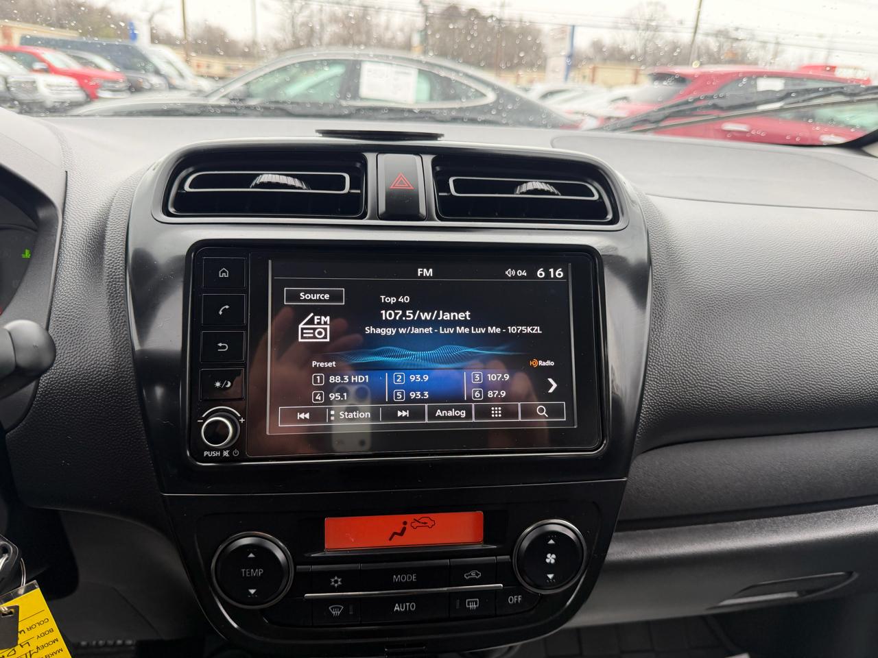 Mitsubishi Mirage G4 Black Edition CVT 2023