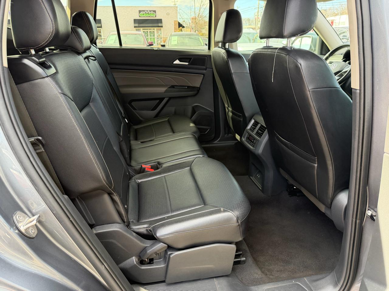 Volkswagen Atlas 2021.5 3.6L V6 SE w/Technology 4MOTION 2021