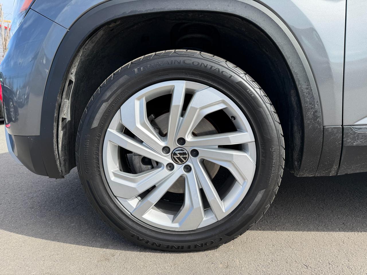 Volkswagen Atlas 2021.5 3.6L V6 SE w/Technology 4MOTION 2021