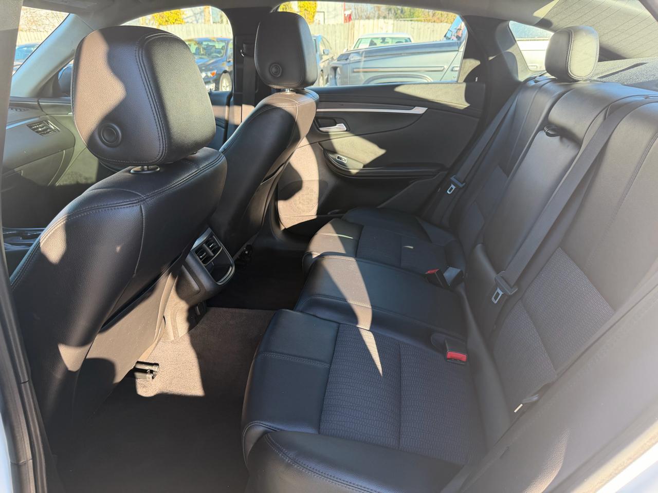Chevrolet Impala 4dr Sdn LT w/1LT 2019