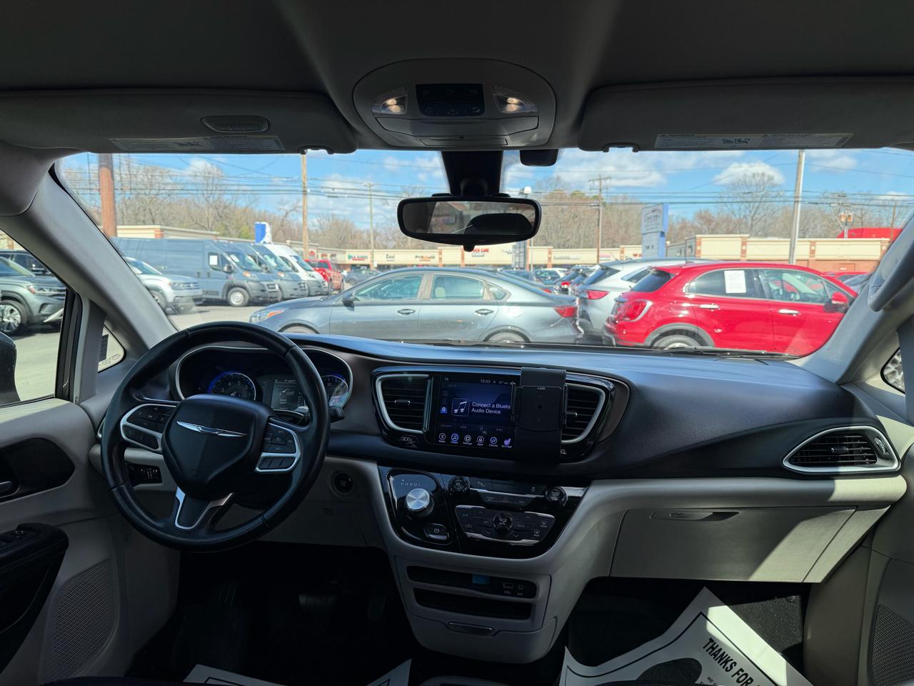 Chrysler Pacifica Touring-L FWD 2017